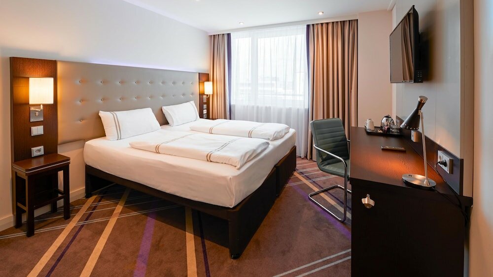 Фото Premier Inn Munich City Centre