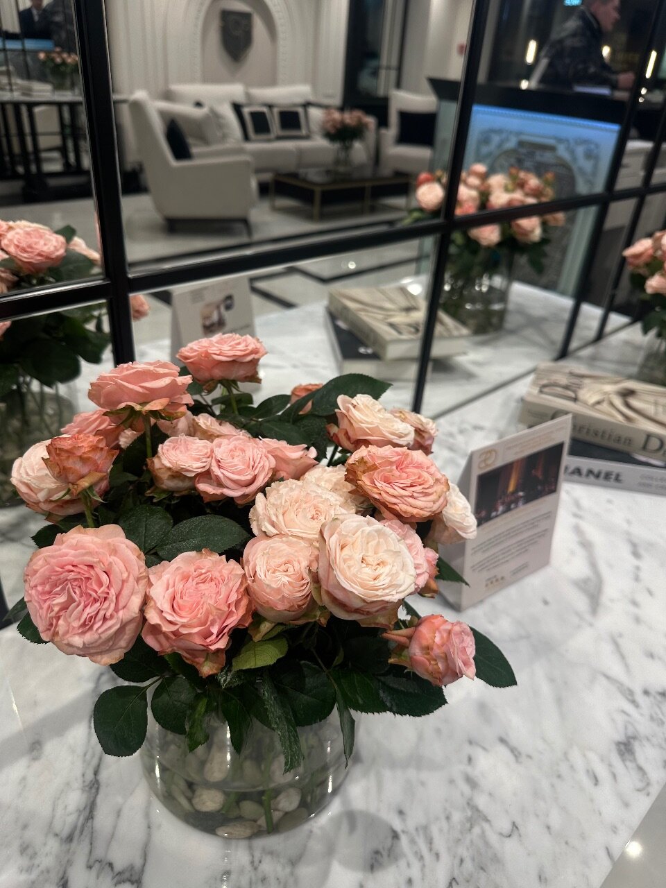 Фото Paris Hotel Yerevan