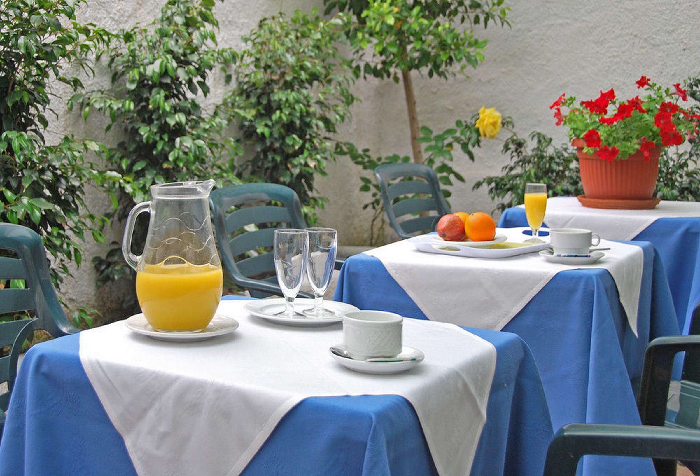 Фото Hotel Piccadilly Sitges