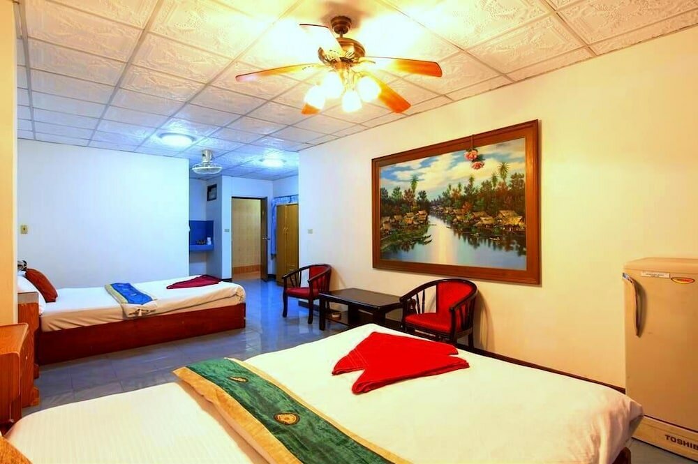 Фото Walking Street Encore Hotel