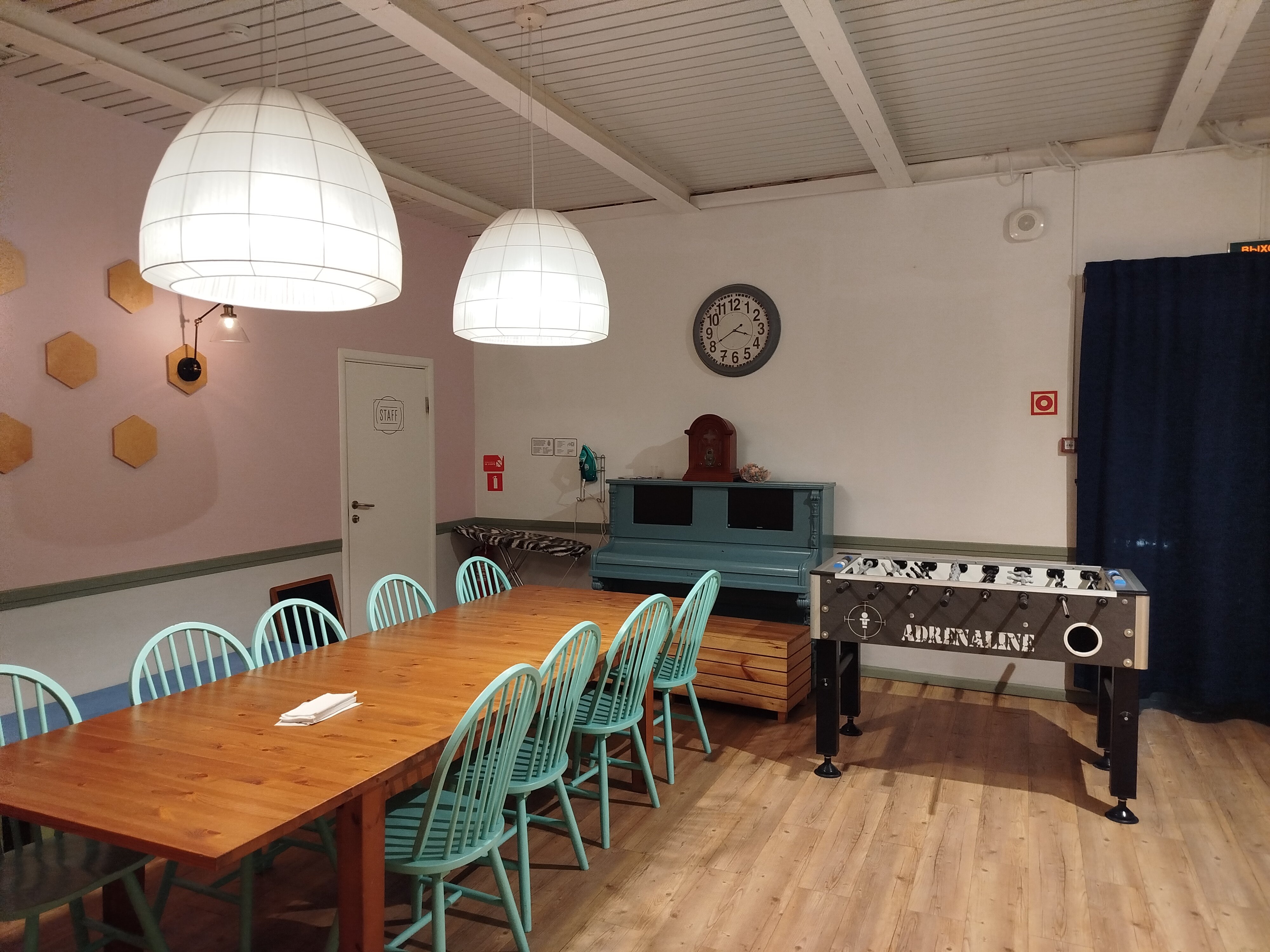 Фото Друзья у Гостиного Двора