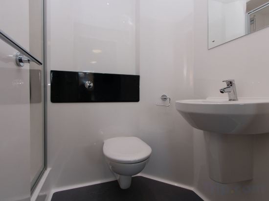 Фото Destiny Student Holyrood - Campus Accommodation