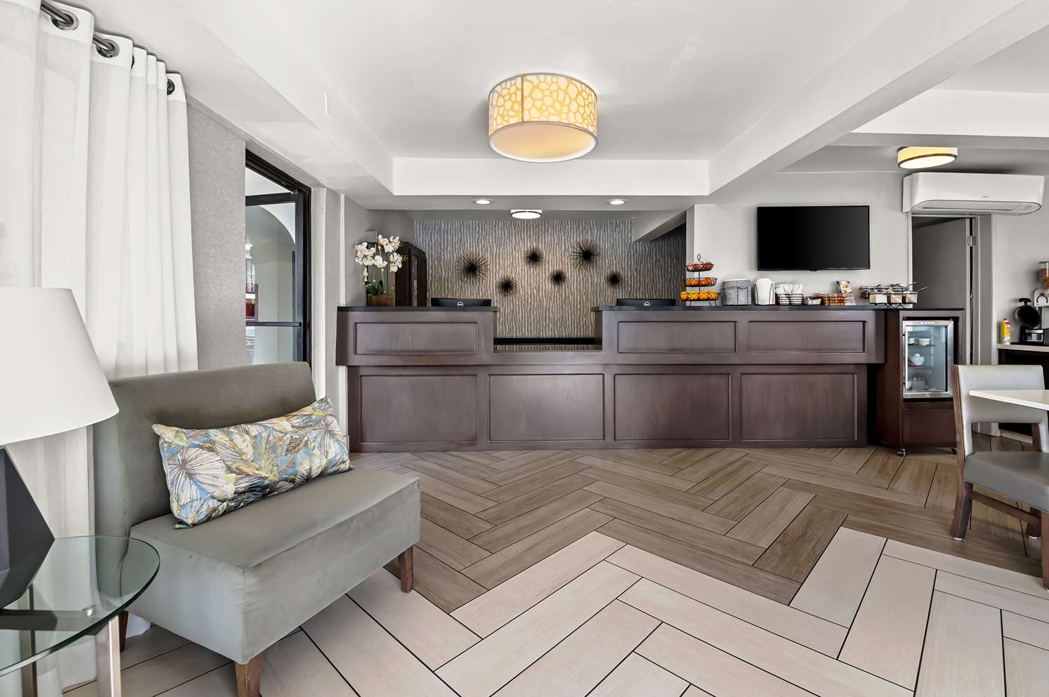 Фото Best Western Los Alamitos Inn & Suites