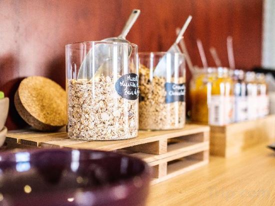 Фото Kyriad Bordeaux- Lormont