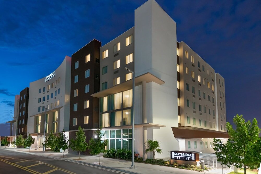 Фото Staybridge Suites Miami International Airport, an Ihg Hotel
