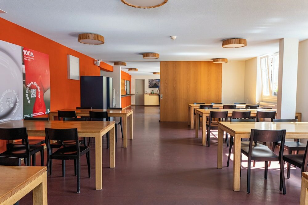 Фото Youth Hostel Zermatt