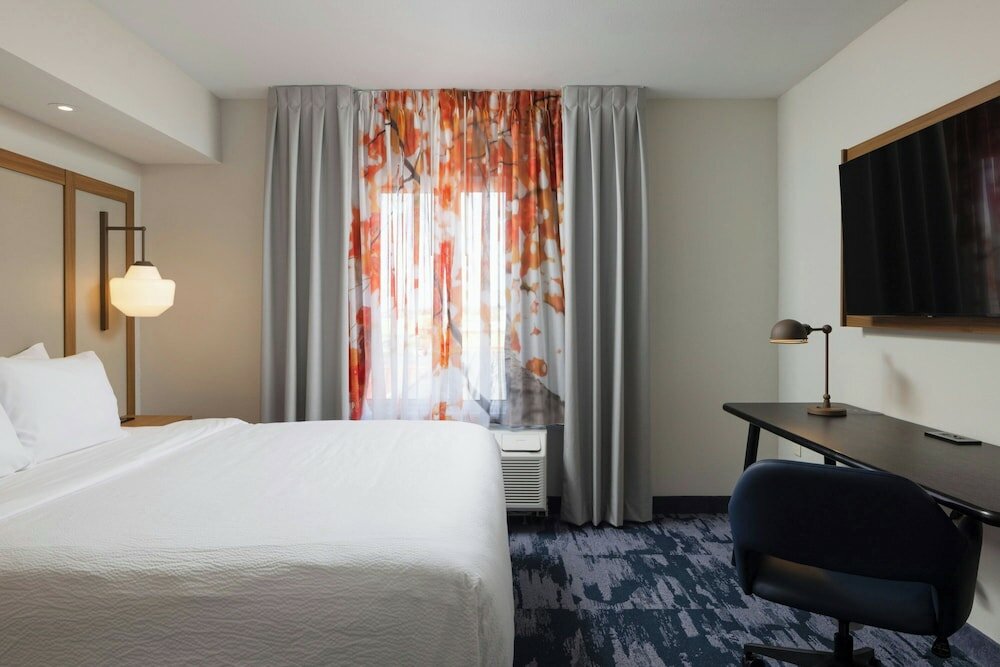 Фото Fairfield Inn & Suites by Marriott Fort Wayne
