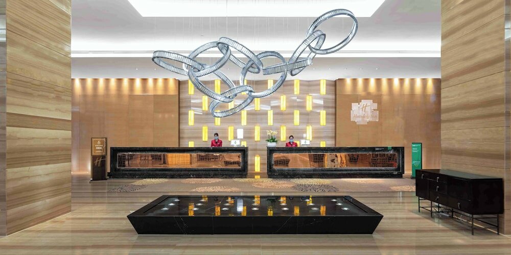 Фото Holiday Inn Chengdu Oriental Plaza