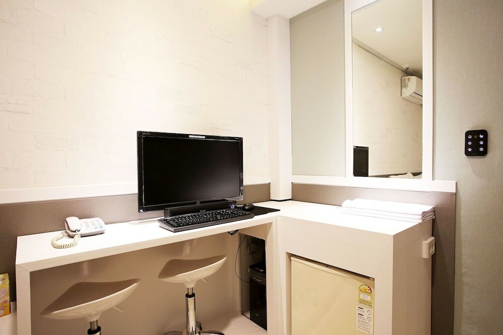 Фото Shine Hotel