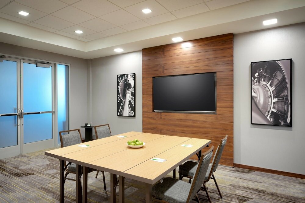 Фото Courtyard by Marriott John Wayne Airport/Orange County