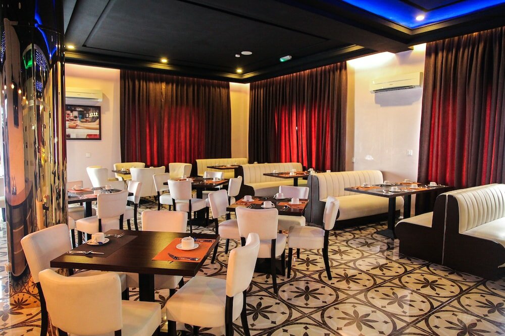 Фото Rollace Hotel