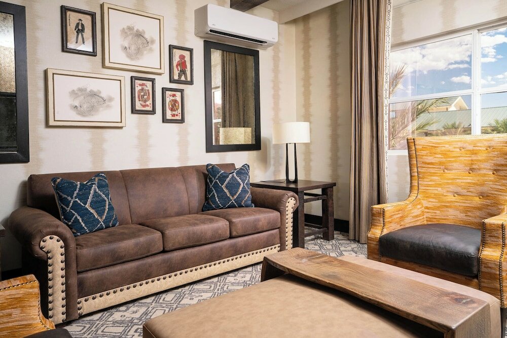 Фото Silverton Casino Lodge - Newly Renovated