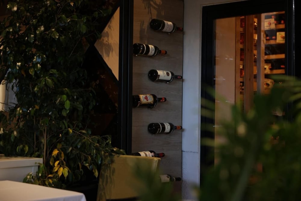 Фото Padam Boutique Hotel & Restaurant