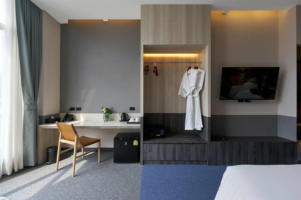 Фото Ramada Plaza by Wyndham Bangkok Sukhumvit 48