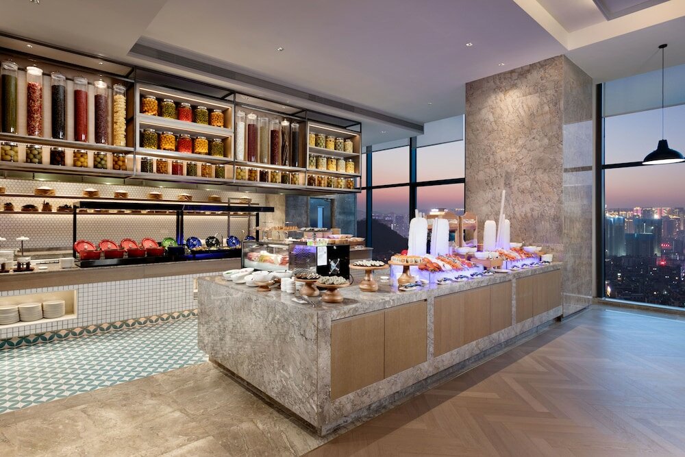 Фото Holiday Inn Guiyang City Center, an Ihg Hotel