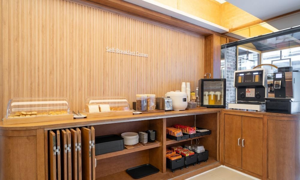 Фото Hotel Yeogiuhtte Gwangju Station