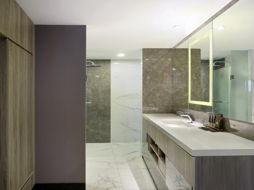 Фото Novotel Suites Yogyakarta Malioboro