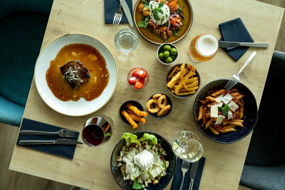 Фото Holiday Inn Express Amsterdam - North Riverside