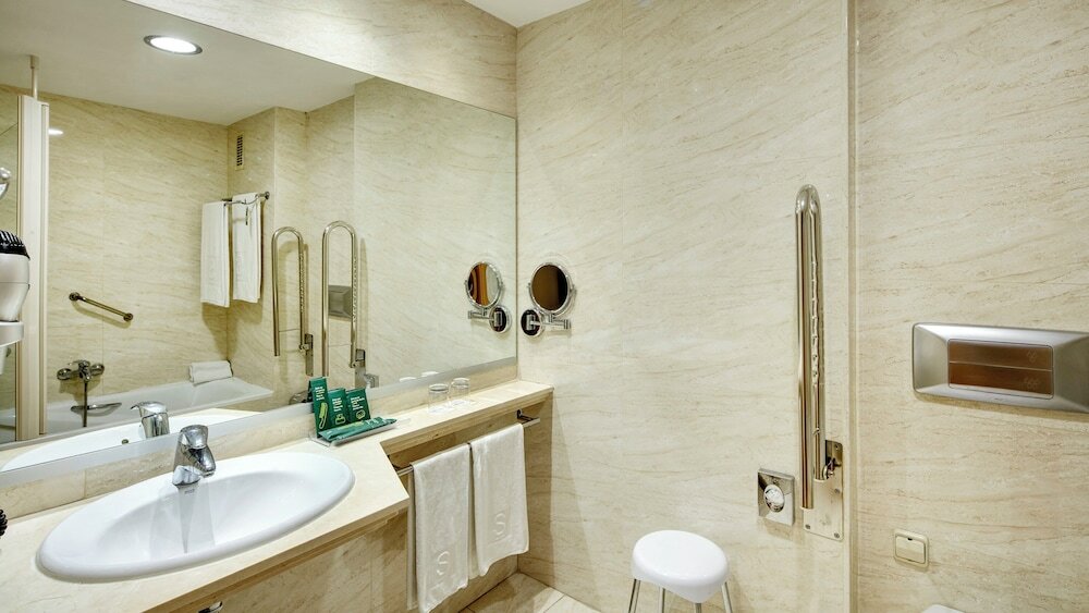 Фото Sercotel Porta Barcelona