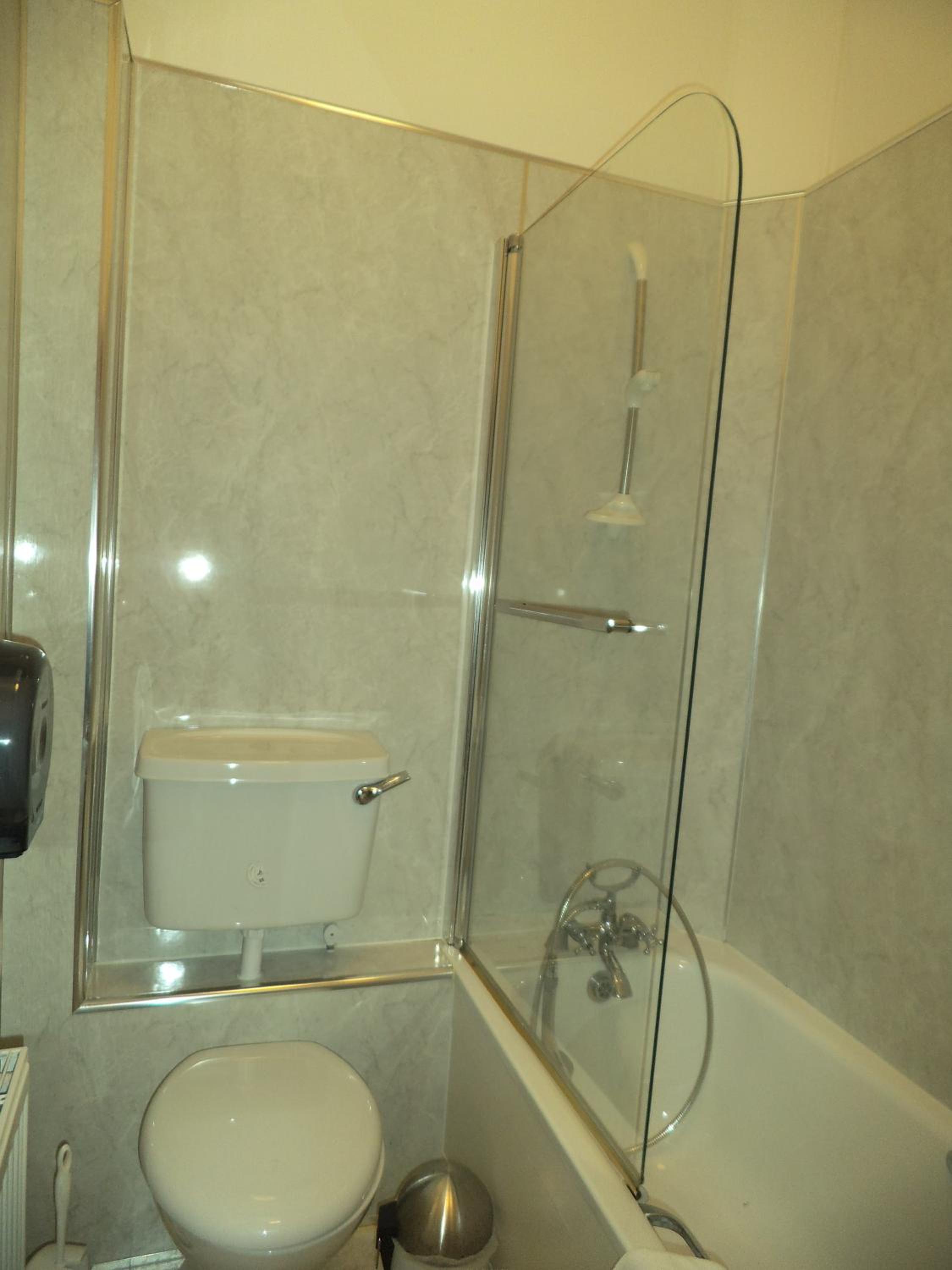 Фото Menzies Guest House