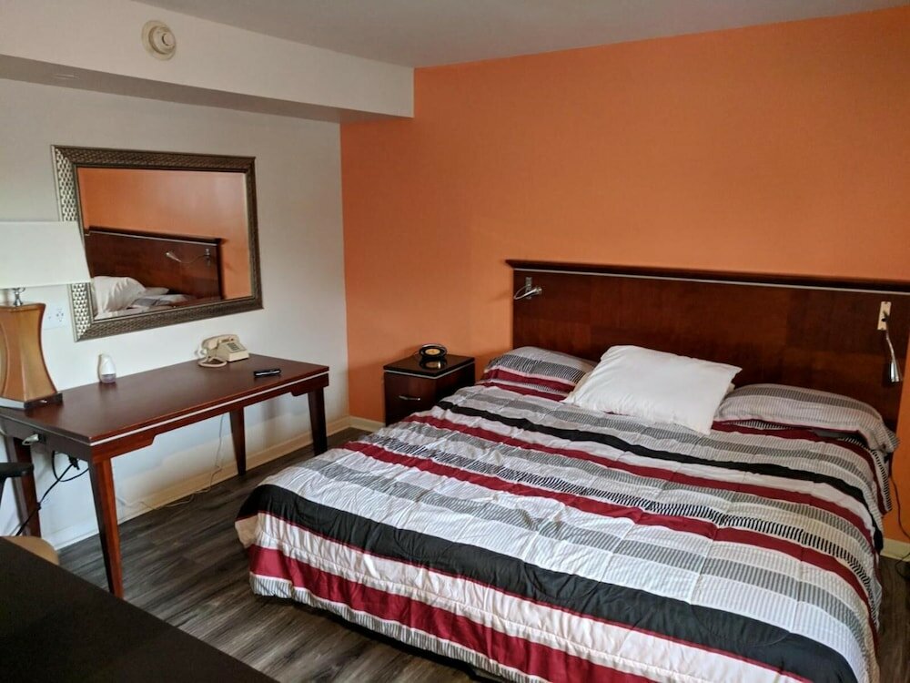 Фото Skylark Motel