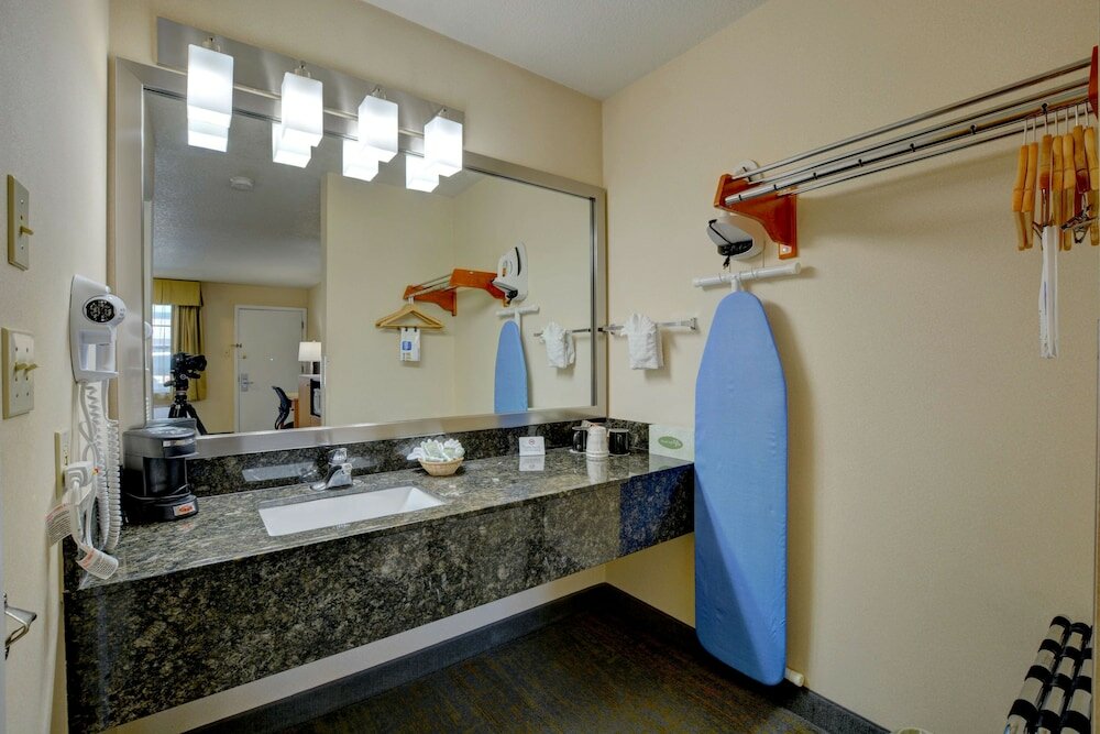 Фото Best Western Horizon Inn