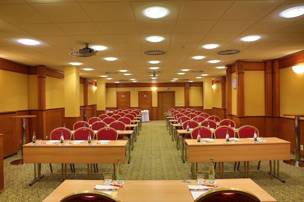 Фото Отель Primavera Hotel & Congress centre