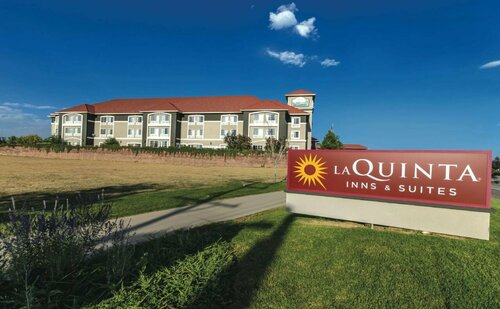 Гостиница La Quinta Inn & Suites by Wyndham Loveland в Лавленде