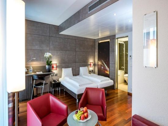 Фото Hotel Sternen Oerlikon