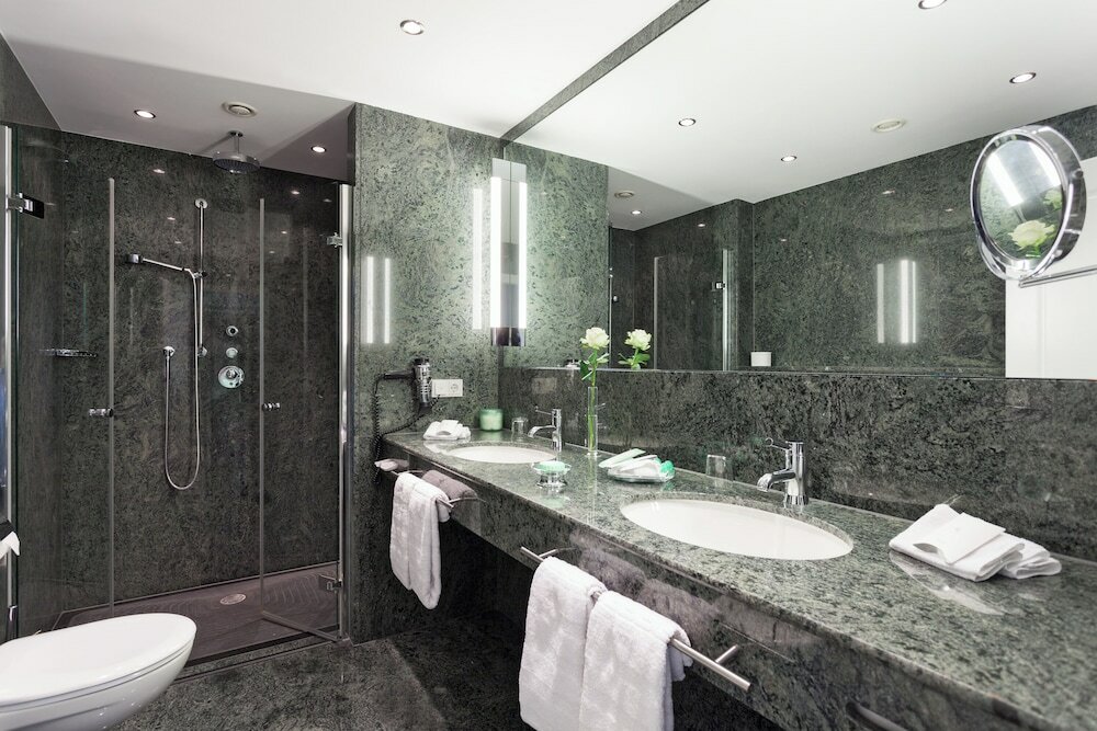 Фото Sauerland Stern Hotel