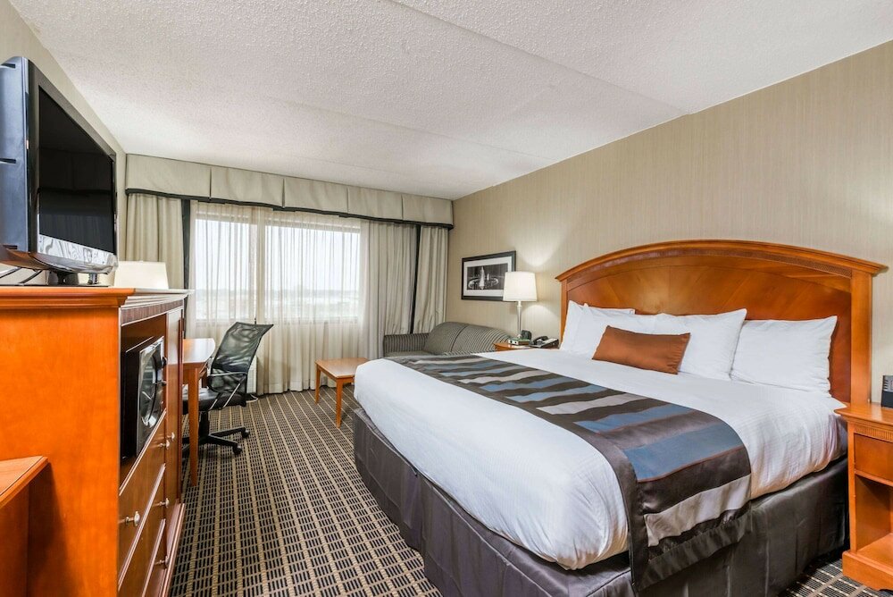 Фото Wingate by Wyndham Springfield