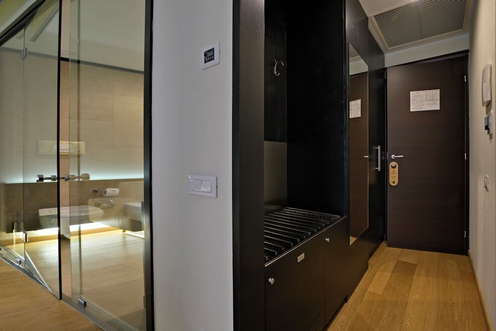 Фото Sardegna Hotel, Suites & Restaurant