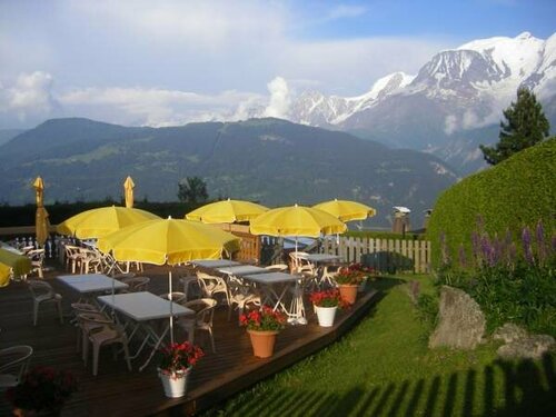 Внешний вид отеля Hôtel Arbois Bettex в Сен-Жерве-ле-Бене, фото 1