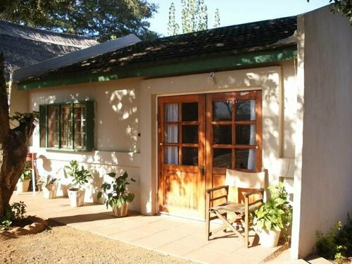 Гостиница Gloria's Bed and Breakfast в Ливингстоне
