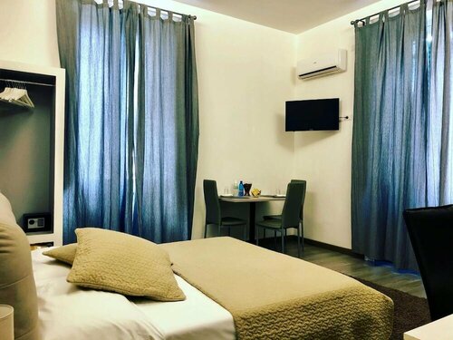 Гостиница Deluxe B&b Centrocittà в Реджо-ди-Калабрия