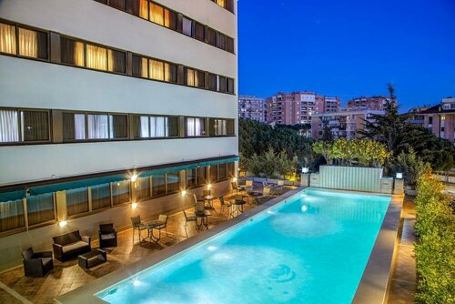 Гостиница Enea Hotel Pomezia в Помеции