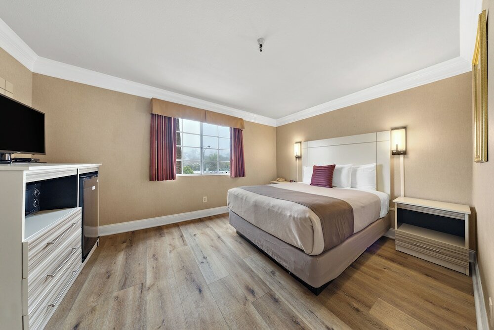 Фото Americas Best Value Inn San Clemente Beach
