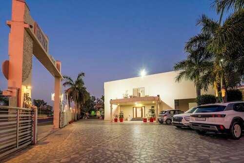 Hotel Chandrawati Palace