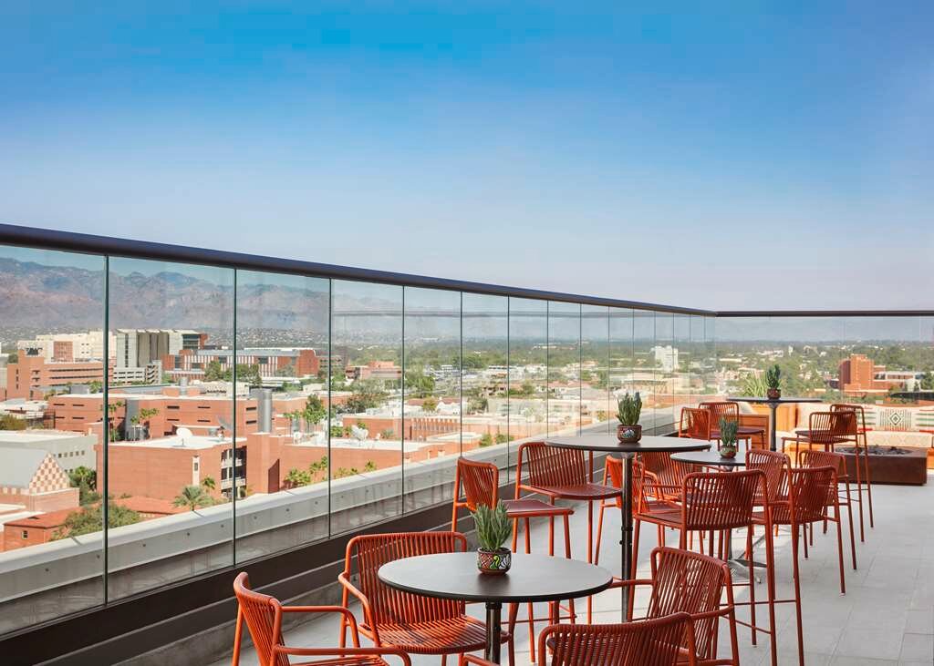 Фото Graduate Tucson
