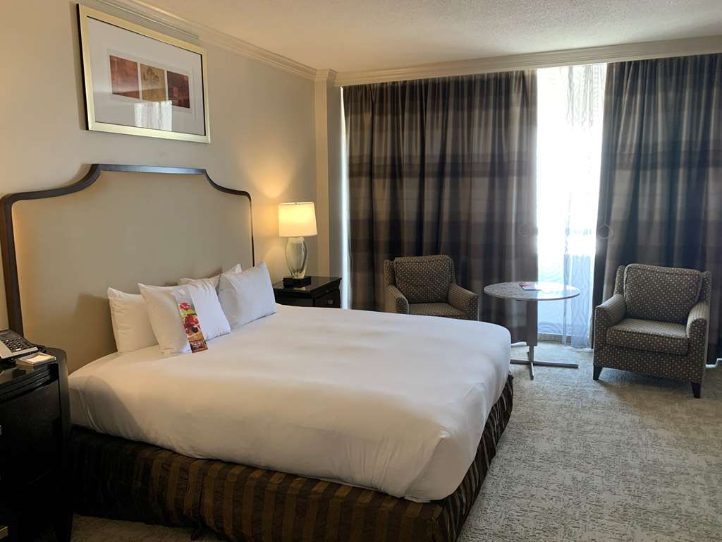 Фото Hilton Houston Post Oak by The Galleria