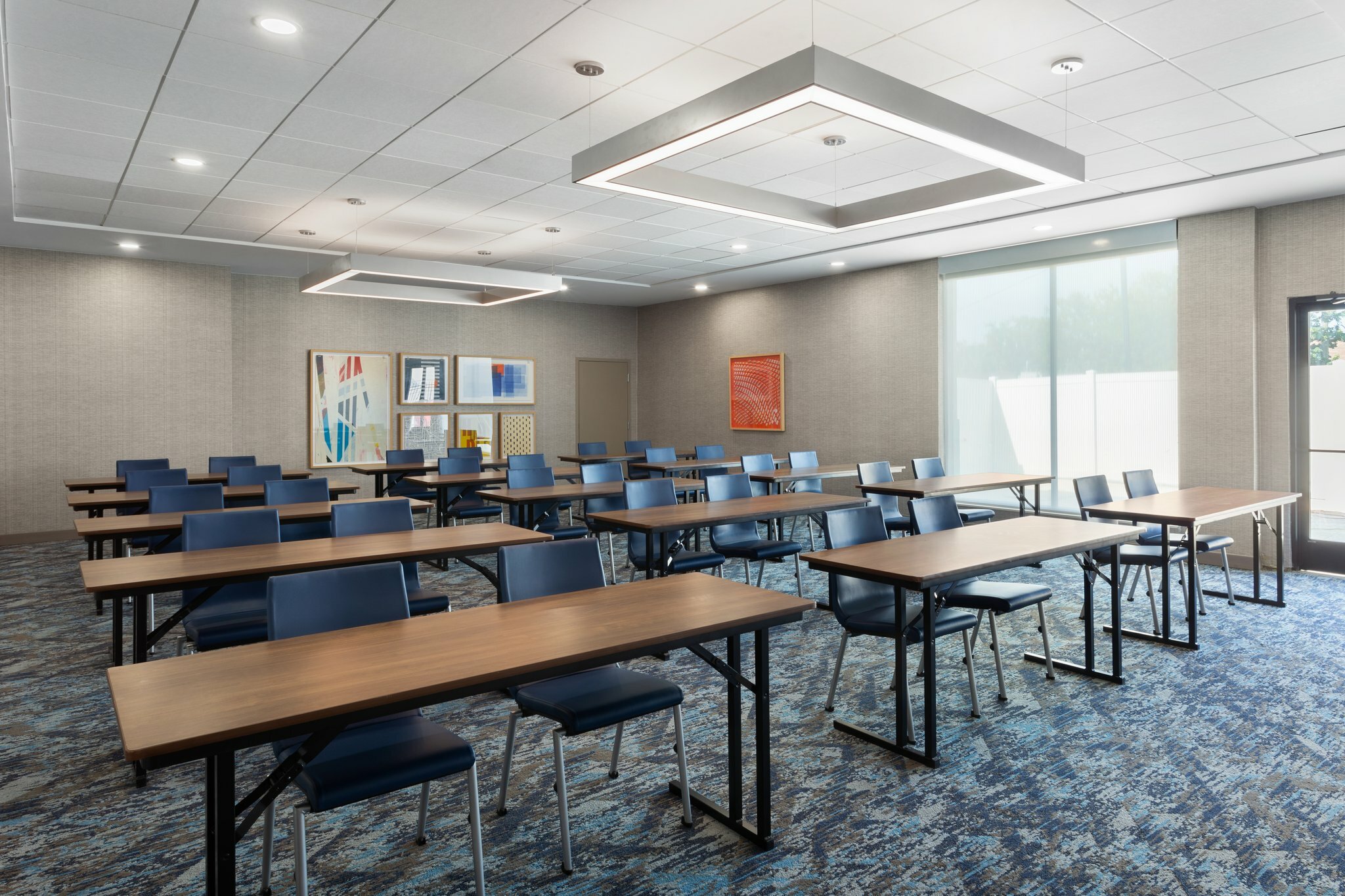 Фото Holiday Inn Express Atlanta Airport - North