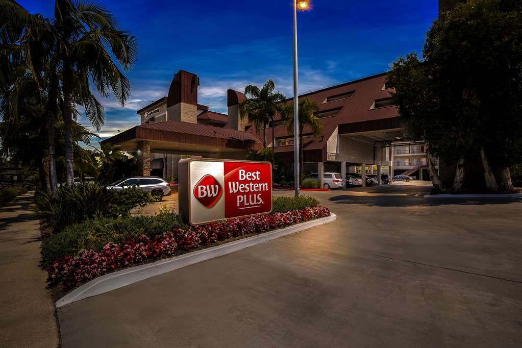 Фото Best Western Plus Irvine Spectrum Hotel