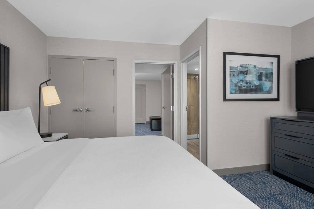 Фото Embassy Suites by Hilton El Paso