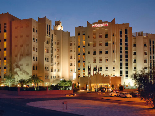 Гостиница Movenpick Hotel Doha в Дохе
