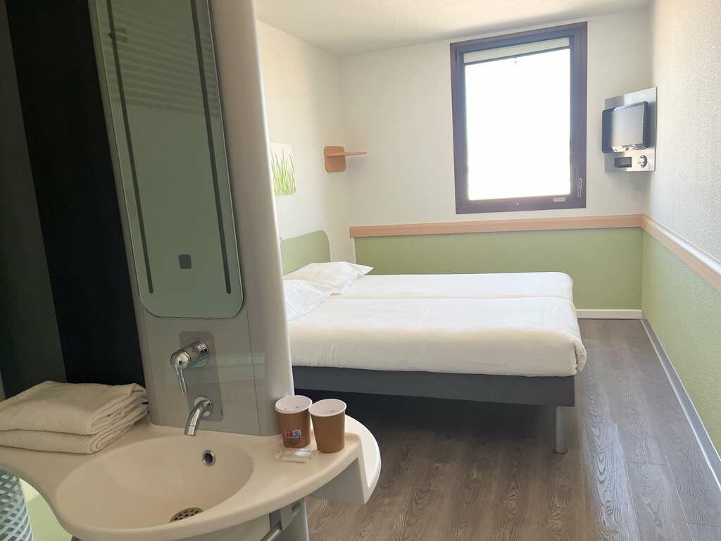 Фото Ibis Budget Nimes Centre Gare