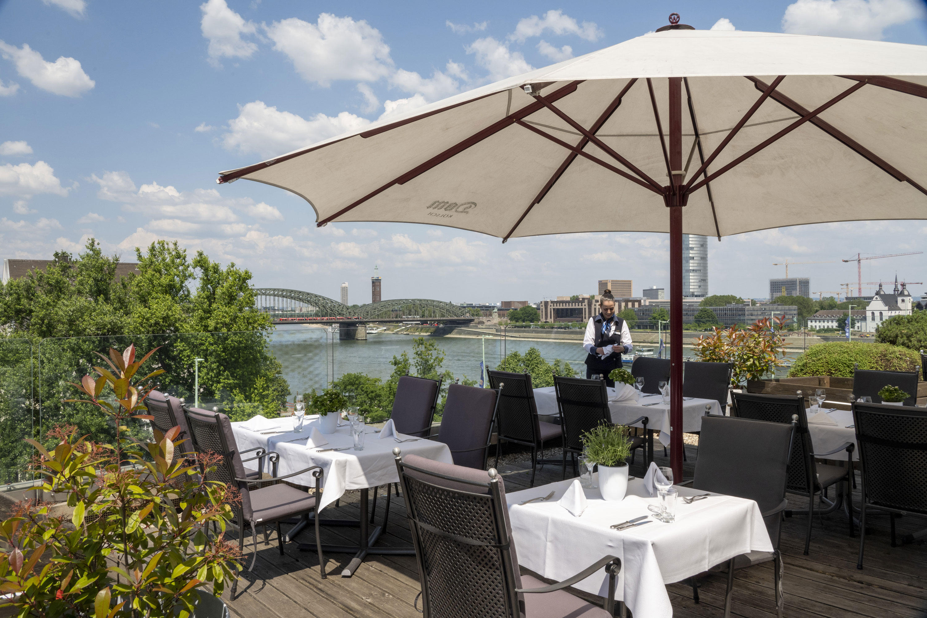 Фото Maritim Hotel Köln