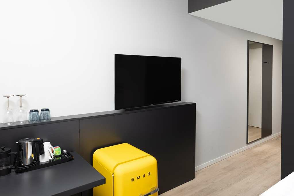 Фото Radisson Hotel & Suites Zurich 