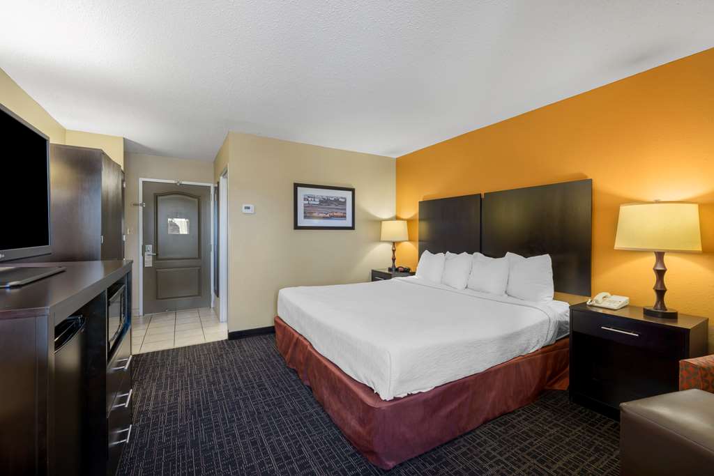 Фото Best Western Plus North Platte Inn & Suites