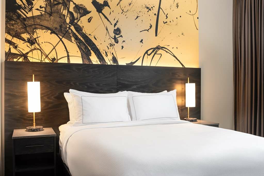 Фото Holman Riverfront Park Hotel Salem, Tapestry by Hilton