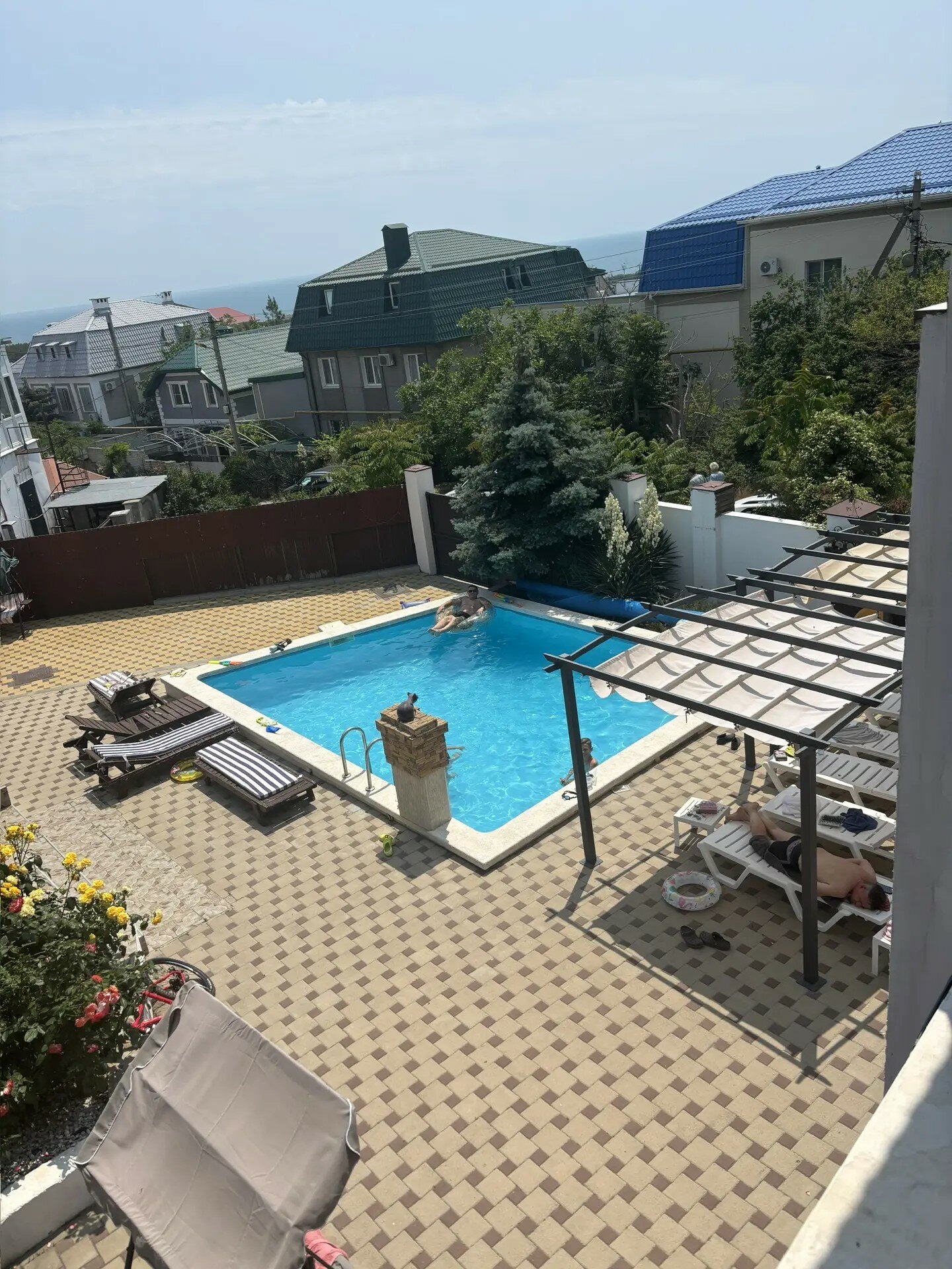 Фото отеля 3